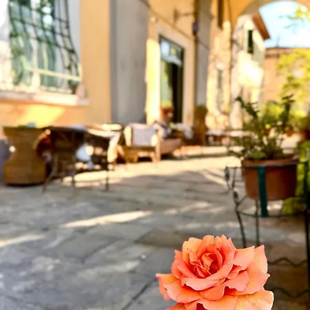 住宿加早餐酒店 La Dogana