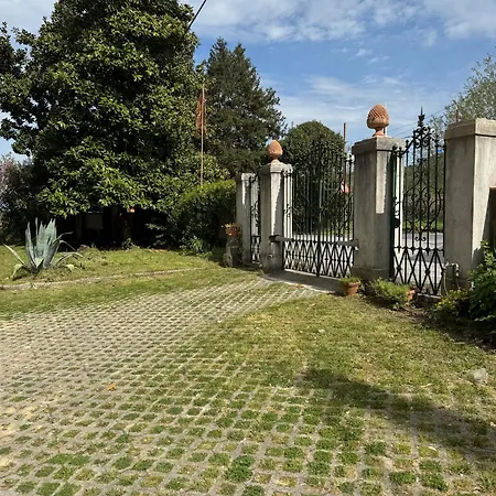 La Dogana Di Charme - Historic With A Beautiful Garden - Private Parking Готель типу 